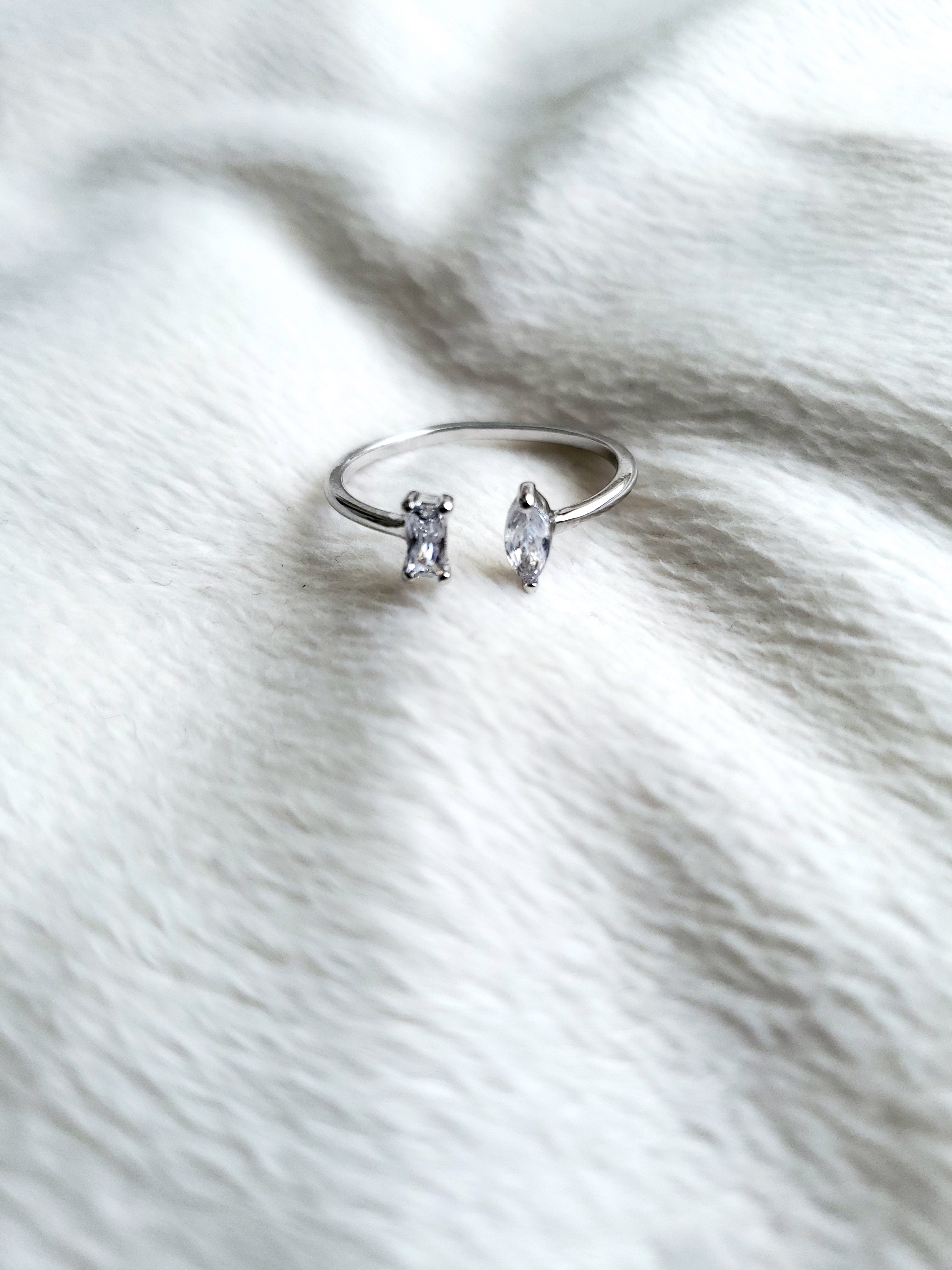 Rhinestone Stud Ring