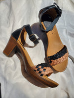 Load image into Gallery viewer, Maria Short Heels
